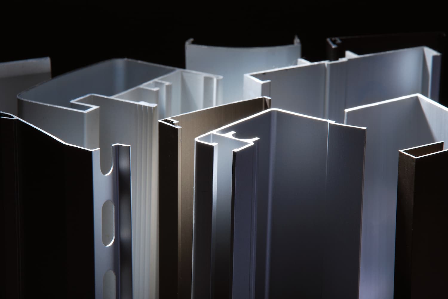 How-Aluminium-Extrusion-Enhances-Product-Design-and-Functionality